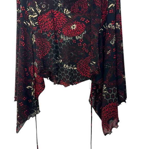 MCM Y2K Vintage Women Black & Red Floral Goth Top SZ XL Bell Asymmetric Sleeve - Picture 16 of 16